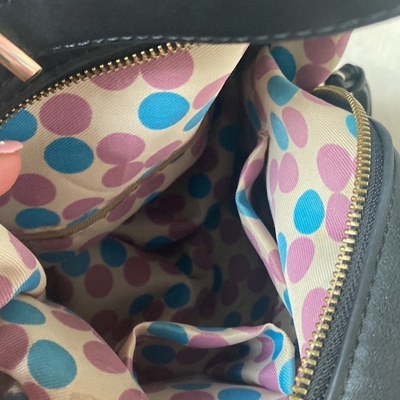 Faux leather | Black | Medium Size | Gold hardware | Backpack - Picture 7 of 16